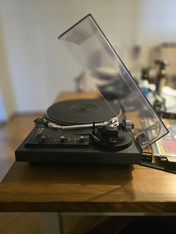 Technics SL-1900 Direct Drive &ndash; nyservad + ny n&aring;l - Bild 2 av 4
