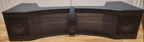 Trasig Martin Logan Center