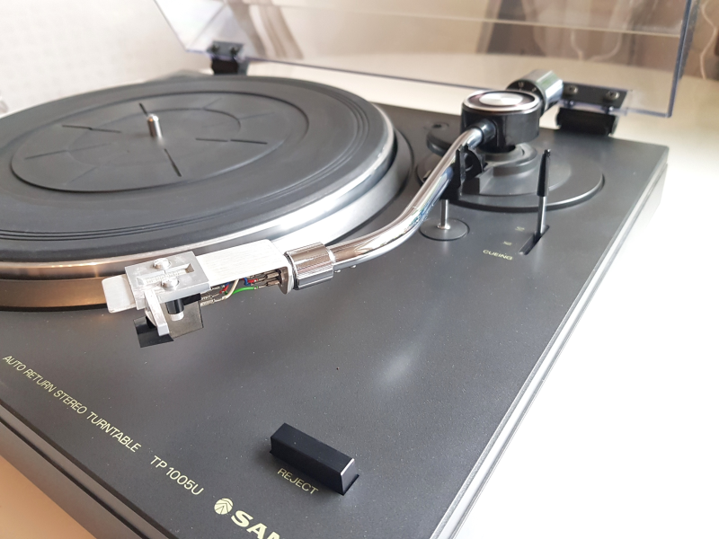 SANYO TP 1005U Semiatomatisk Skivspelare - Bild 6 av 9