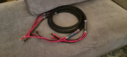 Purist Audio Högtalarkablar.
