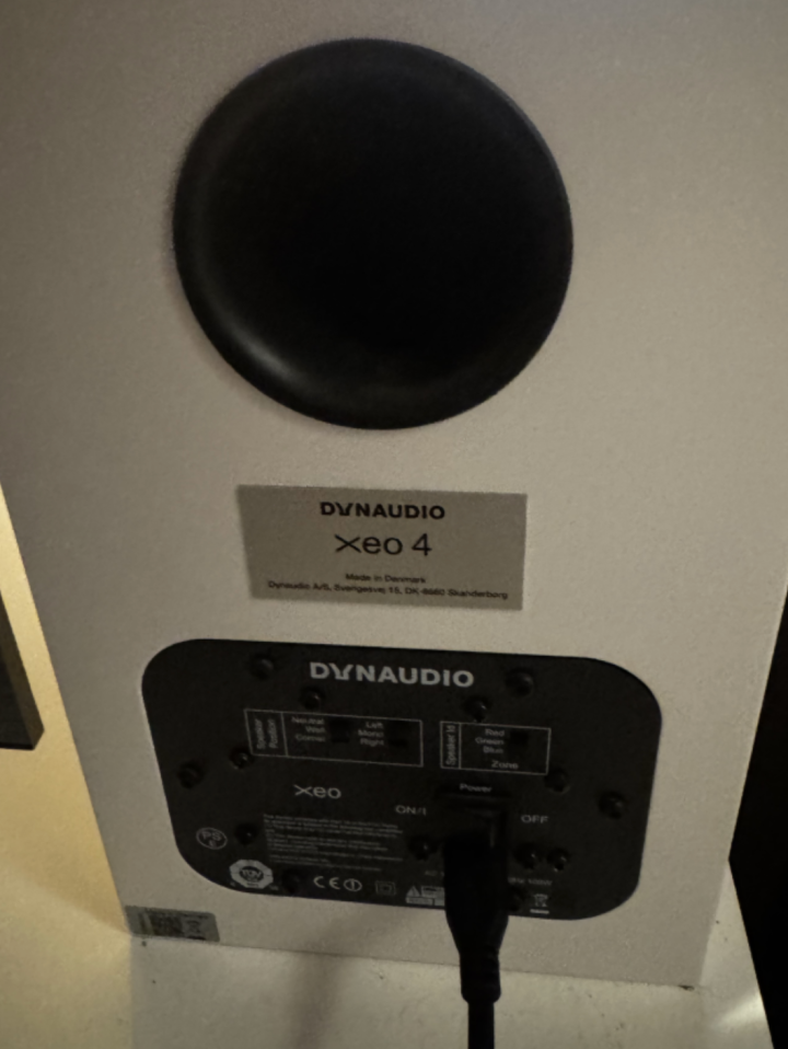 Dynaudio XEO 4 Aktiva Högtalare