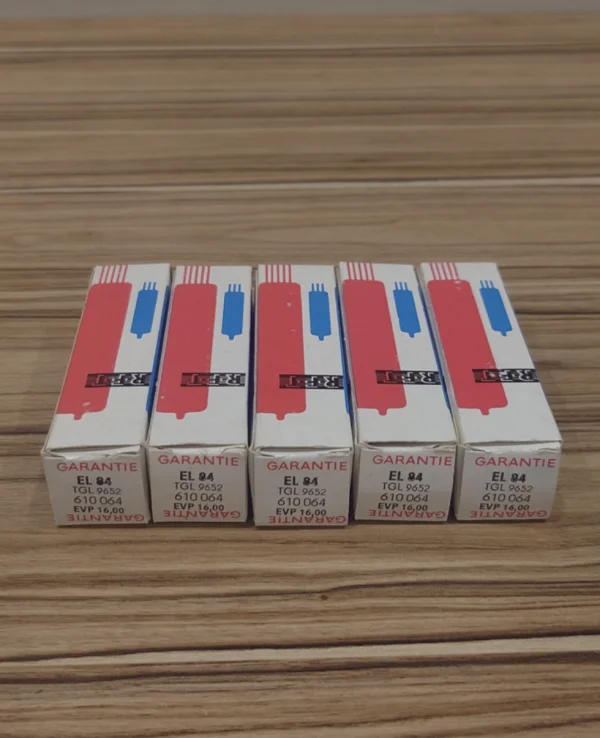 EL84 RFT Matchad kvintett NIB NOS Radiorör Östtyskland EL84 RFT Matchad kvintett NIB NOS Radiorör Östtyskland - Bild 1 av 5