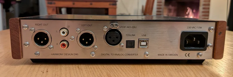 Harmony Design D90 med h&ouml;rlursutg&aring;ng - Bild 2 av 3