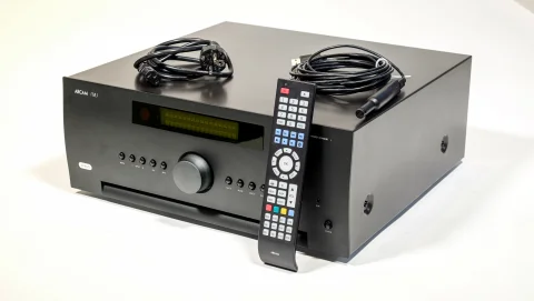 Arcam FMJ AV860