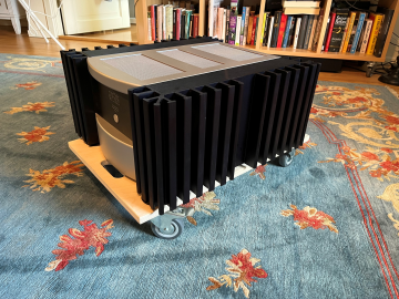 Mark Levinson no334 Slutsteg