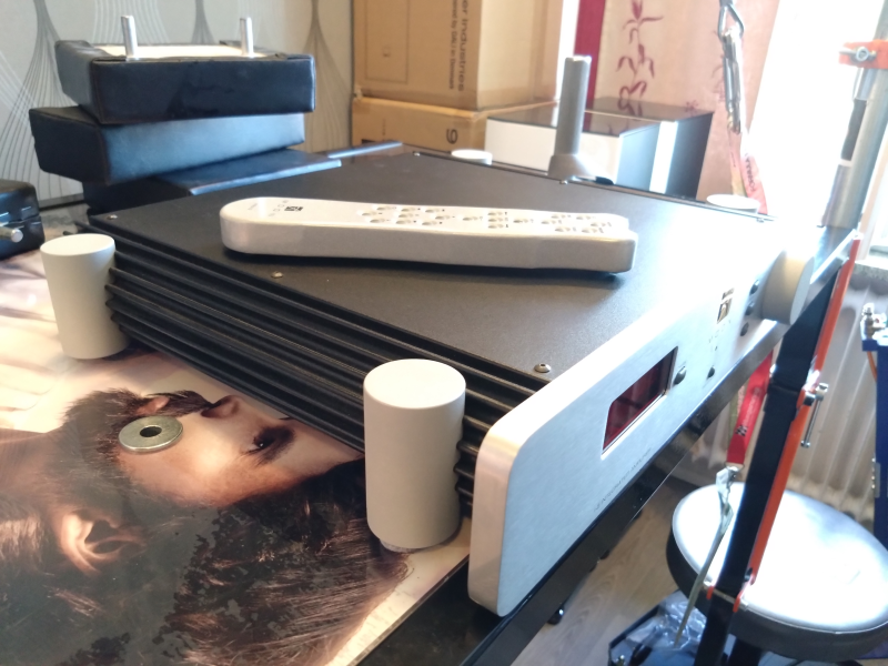 Simaudio moon i-5  - Bild 2 av 2