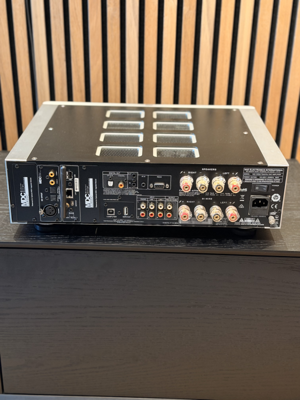NAD M32 + Bluesound Modul, Komplett i Kartong (Nyskick) - Bild 5 av 7