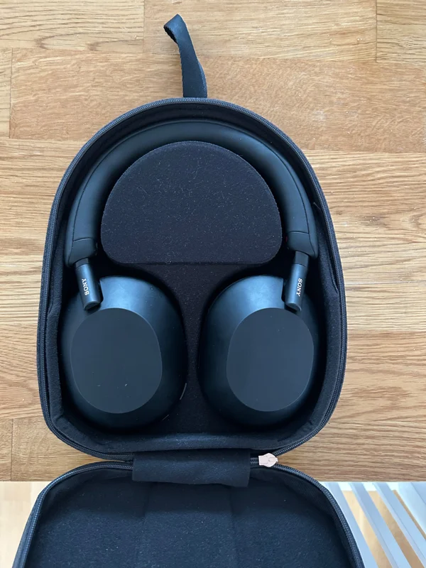 Sony WH-1000XM5 Wireless Over-ear Sony WH-1000XM5 Wireless Over-ear - Bild 1 av 4