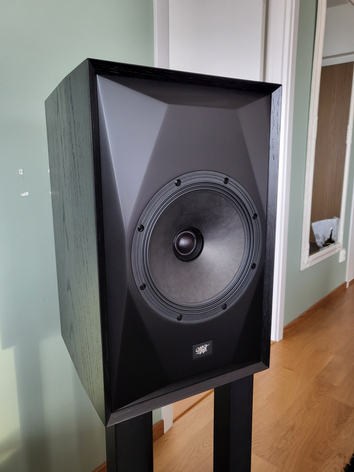MOFI SOURCEPOINT 8 MED ORIGINAL GOLVTATIV.