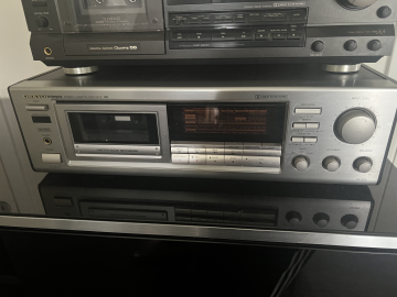 Onkyo Integra Kassettdäck - Bild 1 av 1