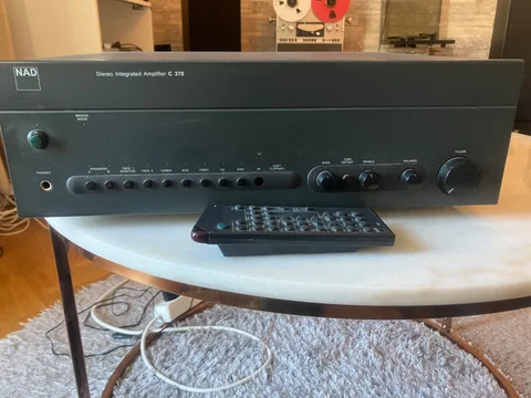 Nad C370 med fj&auml;rr 