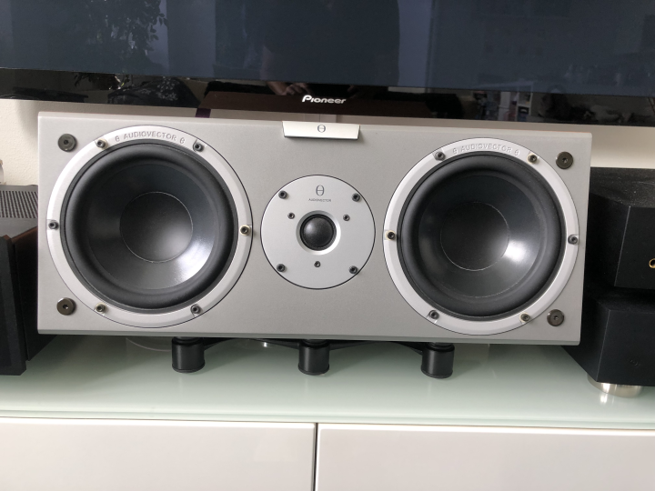 Audiovector AV3Ci Super Centerhögtalare i toppskick!