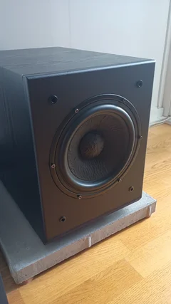 Dali Trio AW 8