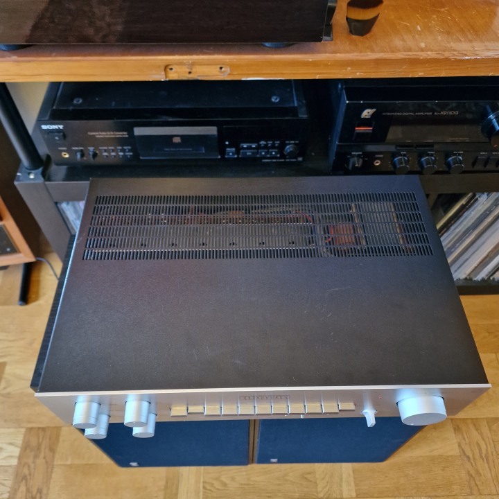 Luxman L-3