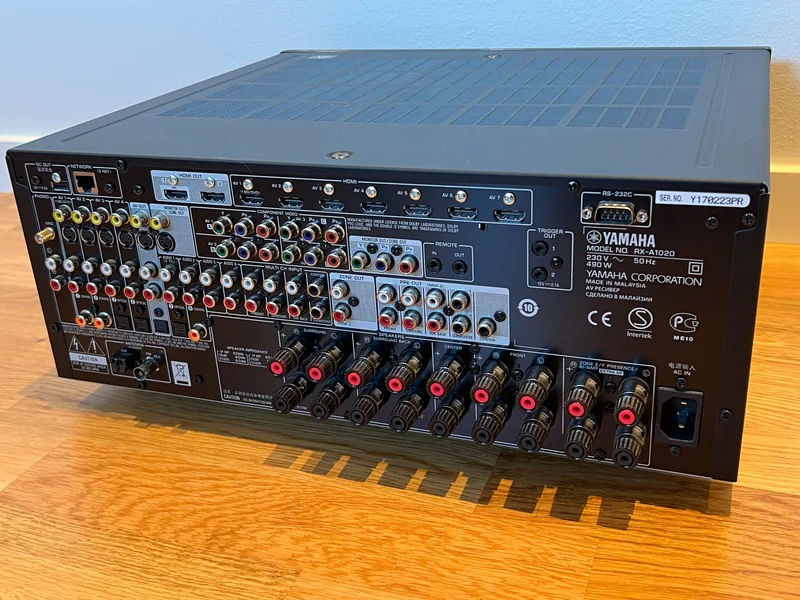 Yamaha RX-A1020, 7x135Watt, 4k, 3D, Airplay, Phono-ing&aring;ng - Bild 3 av 4