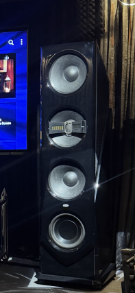 Legacy Valor + Wavelet II ## PRIS 299000:-##