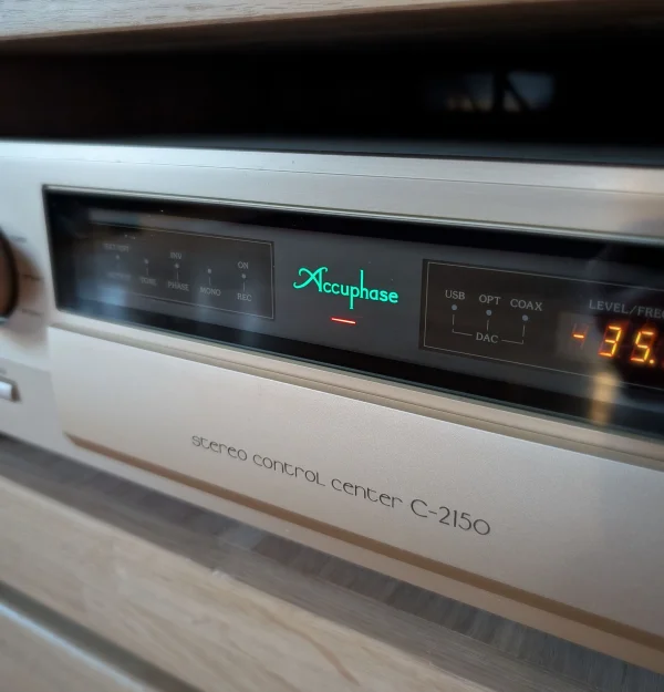 Accuphase C-2150 AVAA f&ouml;rsteg - Bild 2 av 2