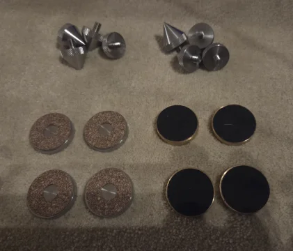 Isotek shoe and spikes M6  8st