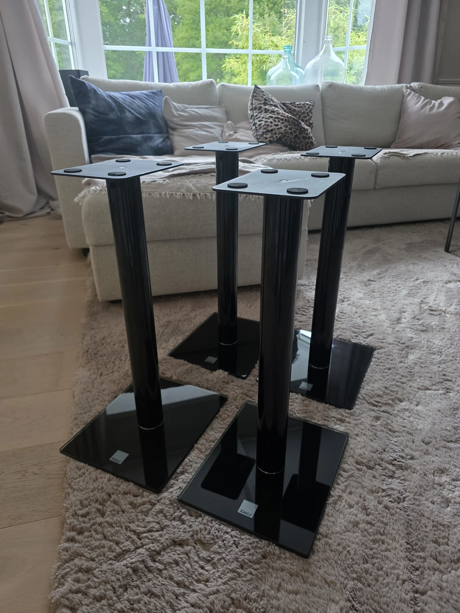 Dali Connect Stand E-600