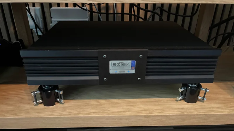 Isotek aquarius evo3 - Bild 1 av 1