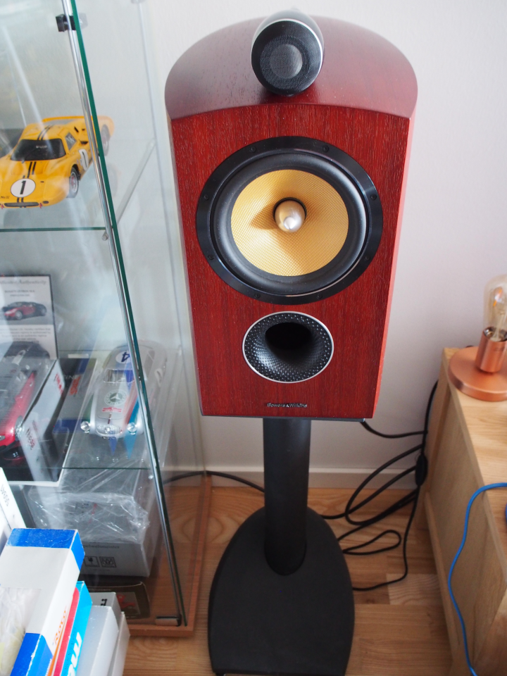  Bowers & Wilkins 805 D2 Diamond &#34;Rosenut&#34; 