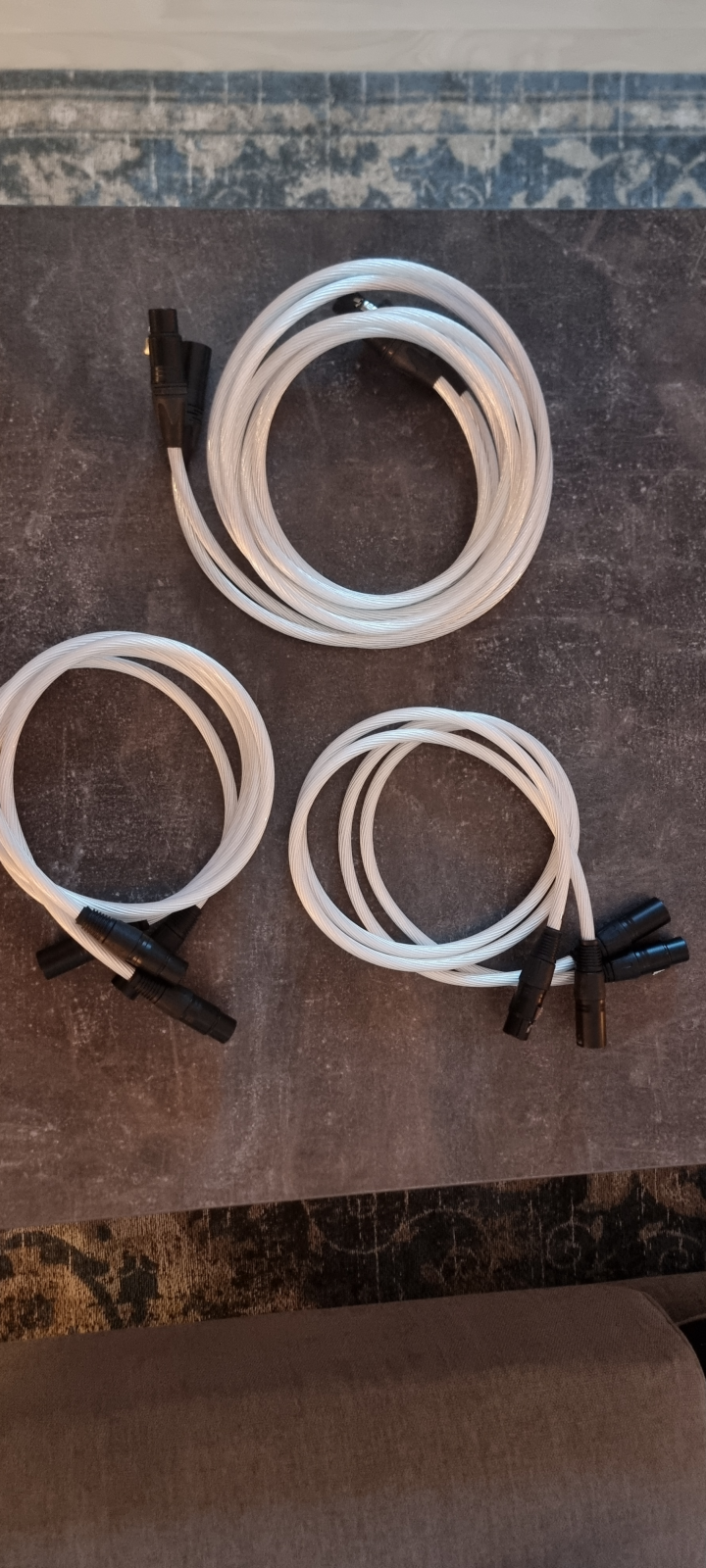 Kinesiska Hi-End kablar.