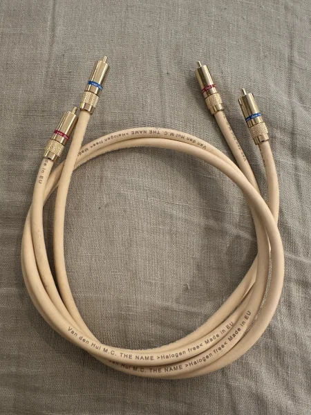 Van den Hul ”The Name” RCA - 1 m Van den Hul ”The Name” RCA - 1 m - Bild 3 av 3