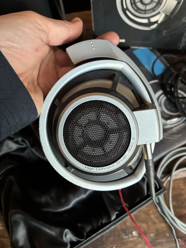 Sennheiser HD800 med cardas kabel - Bild 3 av 8
