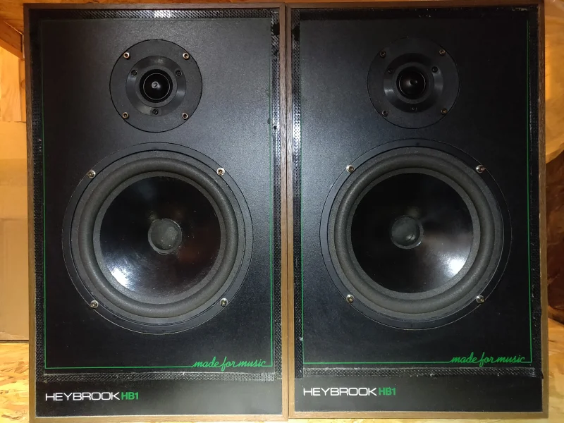 Heybrook HB1 h&ouml;gtalare - Bild 1 av 5