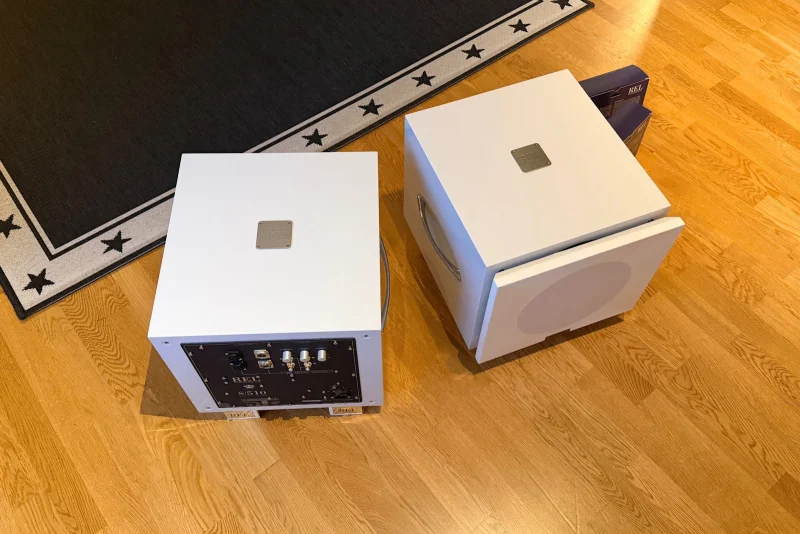 Rel Acoustics S/510 subwoofer & Bassline kabel - Begagnad(e) sub (ar) - Bild 4 av 4