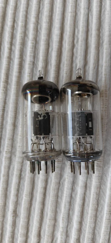 Ett par Telefunken ECC81 från tidigt 1960-tal ! Ett par Telefunken ECC81 från tidigt 1960-tal ! - Bild 6 av 6