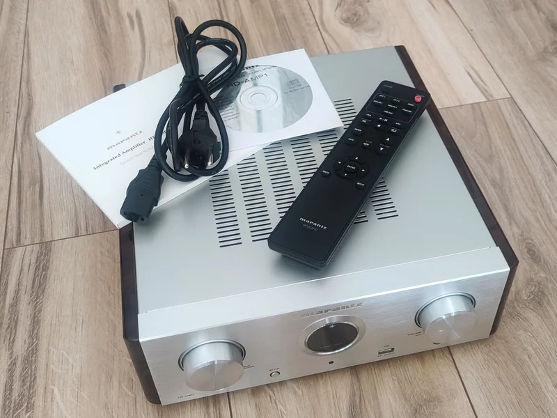 Marantz HD-AMP1 - Kompakt integrerad f&ouml;rst&auml;rkare i bra skick - Bild 2 av 3