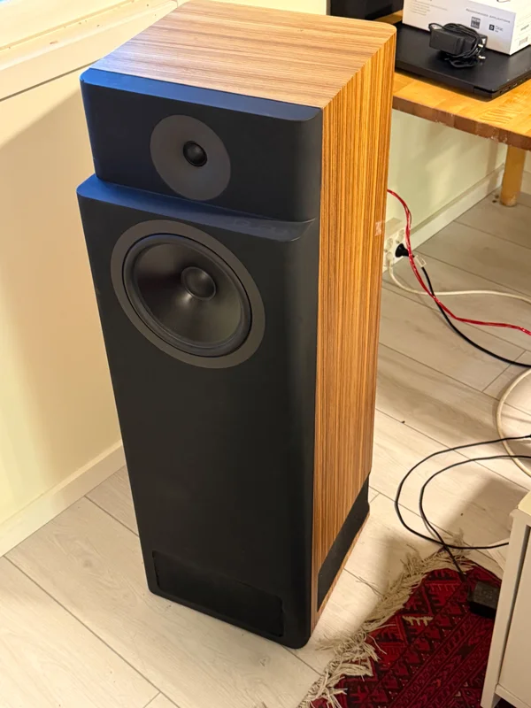 Guru QM60 i Zebrano / matt svart - Bild 2 av 6