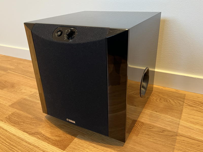 Bra 8 tums sub, Yamaha NS-SW200  - Bild 2 av 3