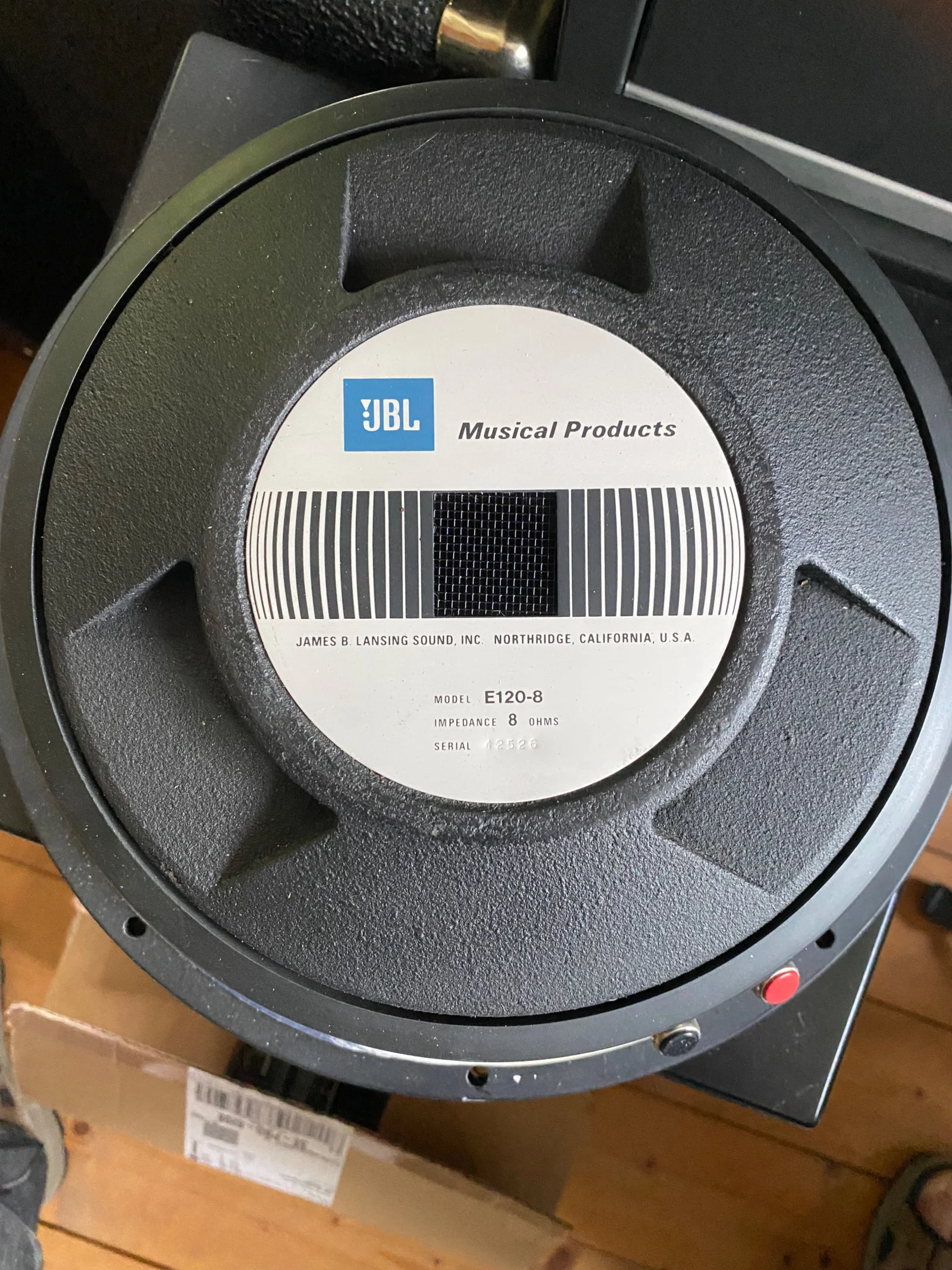 JBL E120-8