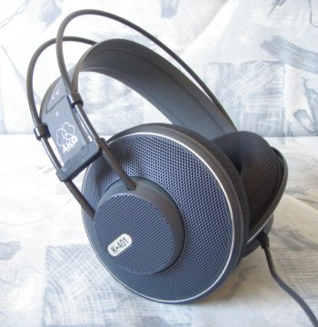 AKG K401 öppna hörlurar - dagspris 401 kr!