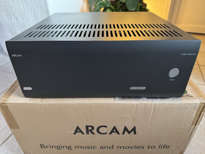 Arcam PA240 Slutsteg