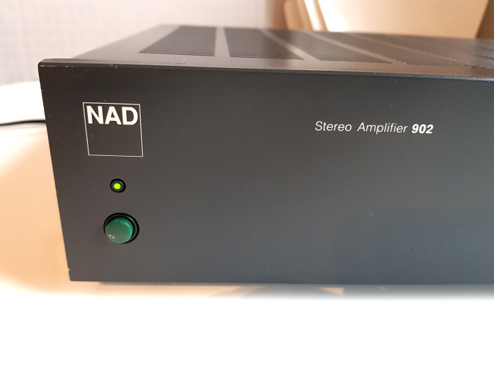 NAD 902 Stereo Slutsteg