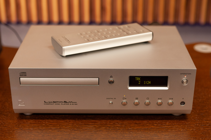 Luxman D-N150