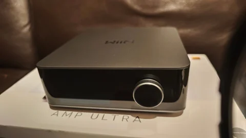 Wiim Amp Ultra stereof&ouml;rst&auml;rkare / streamer / i toppskick