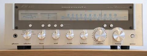 Marantz MR230 Stereophonic Receiver (1978-80)