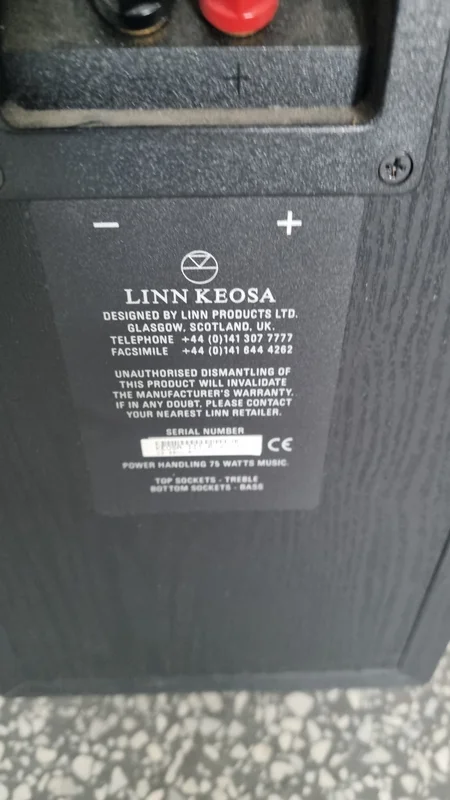 Linn Keosa- välvårdade golvhögtalare Linn Keosa- välvårdade golvhögtalare - Bild 1 av 3