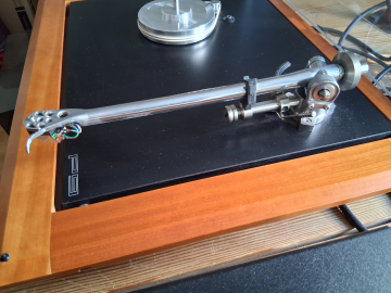 Rega P9 +Rega P9 PSU  