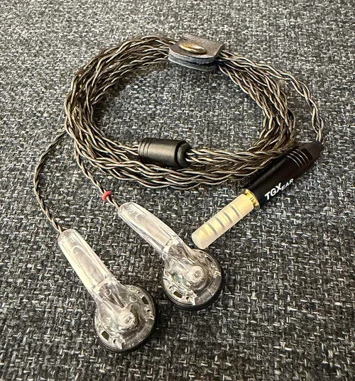 TGXEar Totem (eller andra TGXEar) - Billede 1 af 1