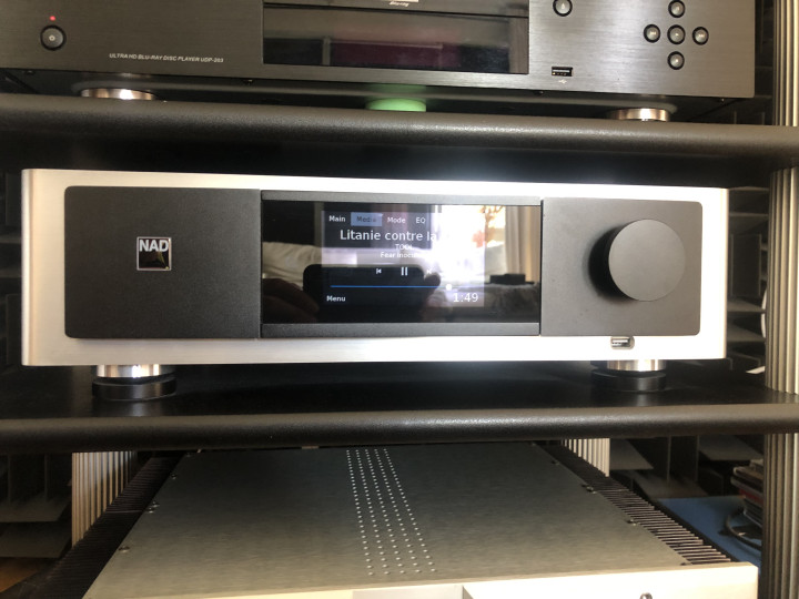 NAD M12