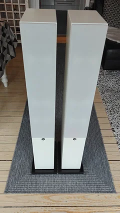 System Audio Aura 50 &ndash; Felfria golvh&ouml;gtalare