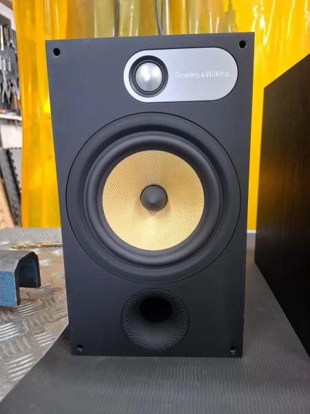 Bowers &Wilkins B&W 685 - Bild 1 av 6