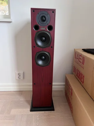 Acoustic Energy AE109SE &ndash; Natural Cherry &ndash; mycket fint skick