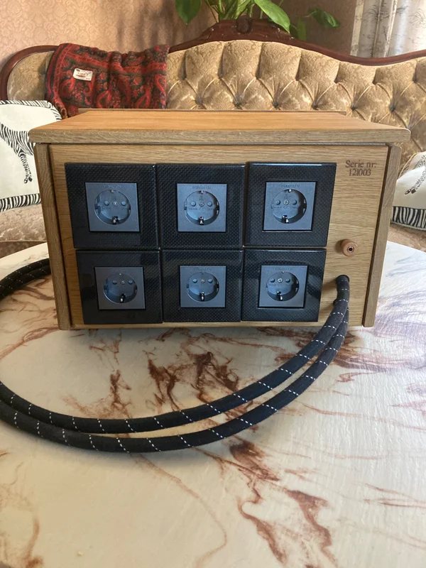 Entreq Apollo Powerus - n&auml;tlist  - Bild 2 av 2