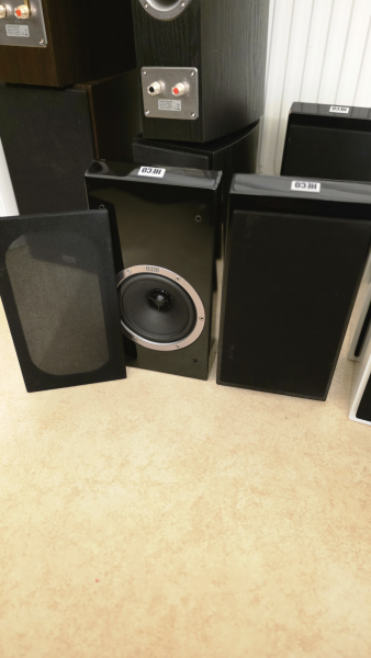 Heco AM200 Dolby Atmos-högtalare pianovit Heco AM200 Dolby Atmos-högtalare pianovit - Bild 1 av 3